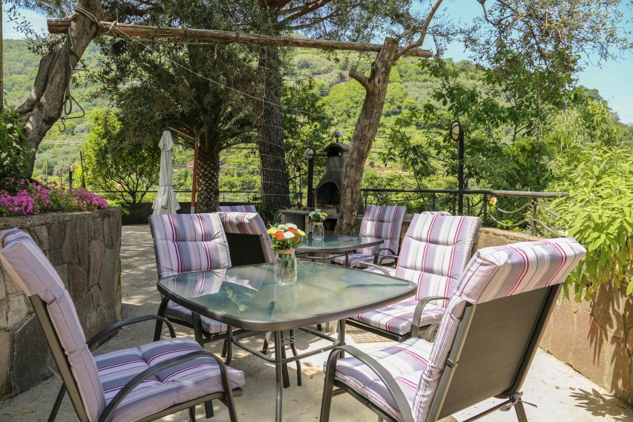 Il Giardino Bed and Breakfast Pimonte Exteriör bild